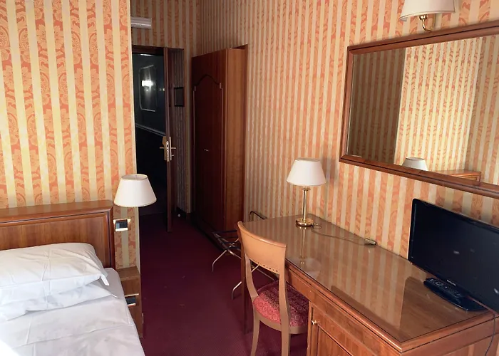 Hotel Hi15 Rome